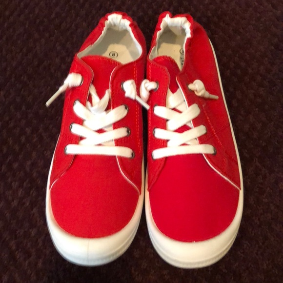 mata Shoes - Red slip on sneakers